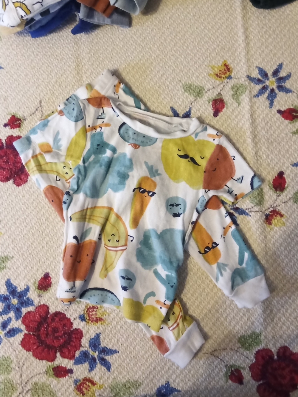 Carter's White Kids Pajama Set with Blue, Yellow & Orange Fruit Print
